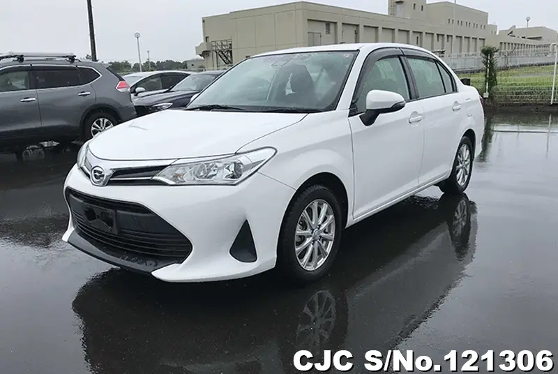 2018 Toyota / Corolla Axio Stock No. 121306