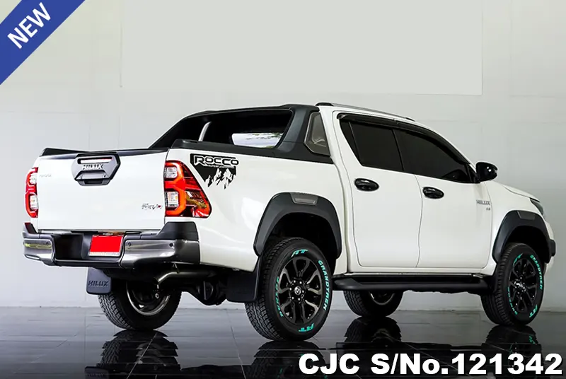 2021 Toyota / Hilux / Revo Rocco Stock No. 121342