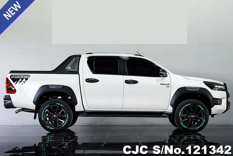 2021 Toyota / Hilux / Revo Rocco Stock No. 121342