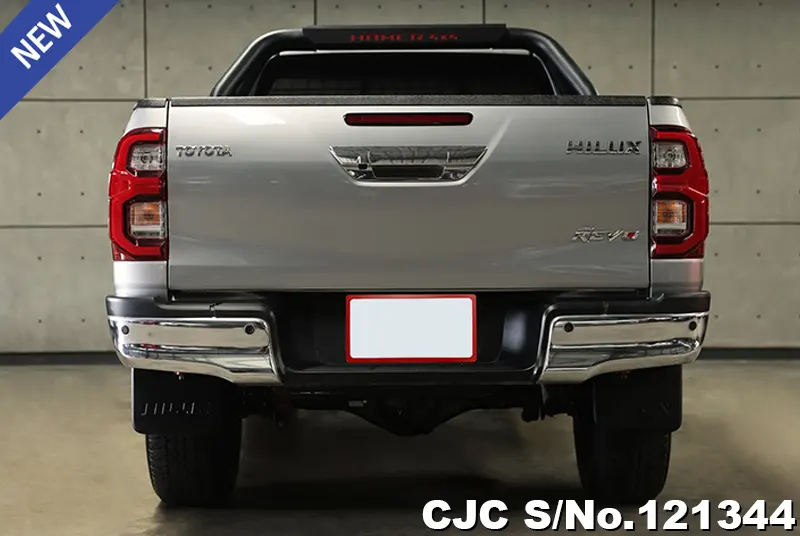 2022 Toyota / Hilux / Revo Stock No. 121344