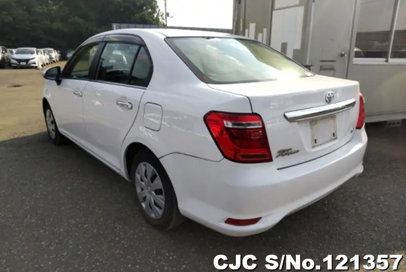 2015 Toyota / Corolla Axio Stock No. 121357