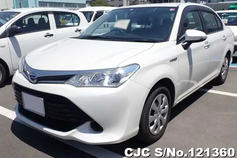 Toyota / Corolla Axio 2015