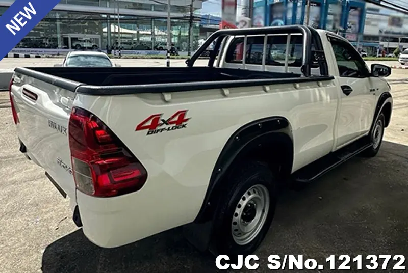 2018 Toyota / Hilux / Revo Stock No. 121372