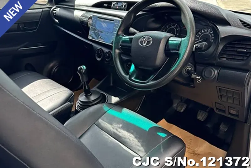 2018 Toyota / Hilux / Revo Stock No. 121372