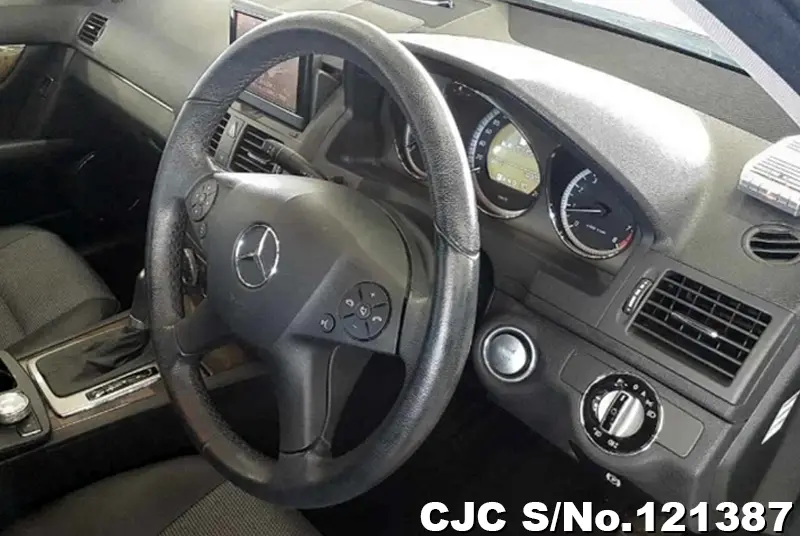 2010 Mercedes Benz / C Class Stock No. 121387