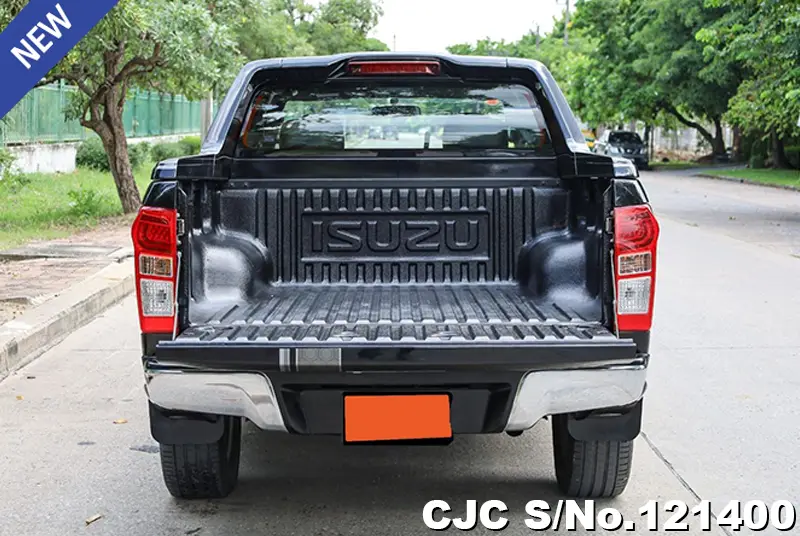 Isuzu D-Max in Black for Sale Image 8