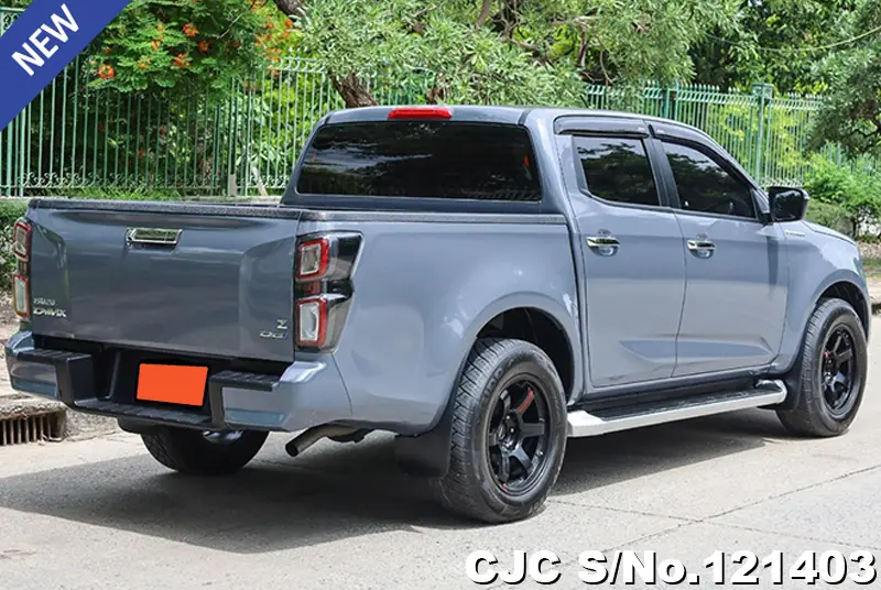 Isuzu D-Max in Gray for Sale Image 2