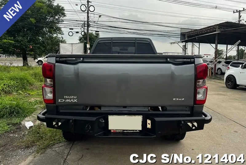 Isuzu D-Max in Gray for Sale Image 5