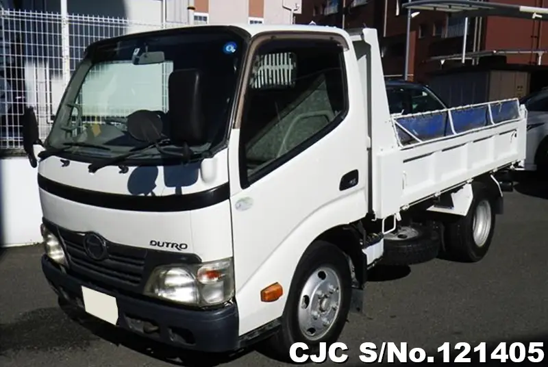 2010 Hino / Dutro Stock No. 121405