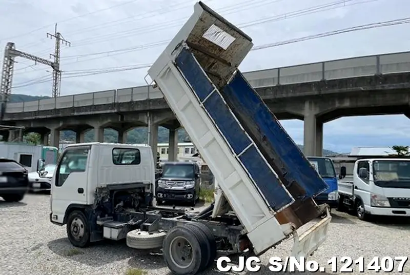 2013 Isuzu / Elf Stock No. 121407