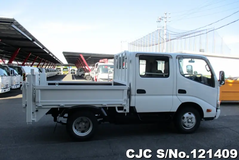 2015 Hino / Dutro Stock No. 121409