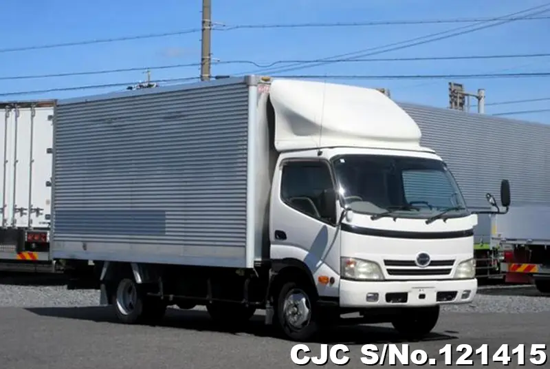 2010 Hino / Dutro Stock No. 121415