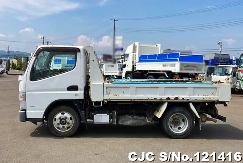 2016 Mitsubishi / Canter Stock No. 121416