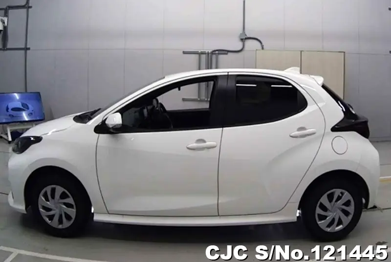 2021 Toyota / Yaris Stock No. 121445