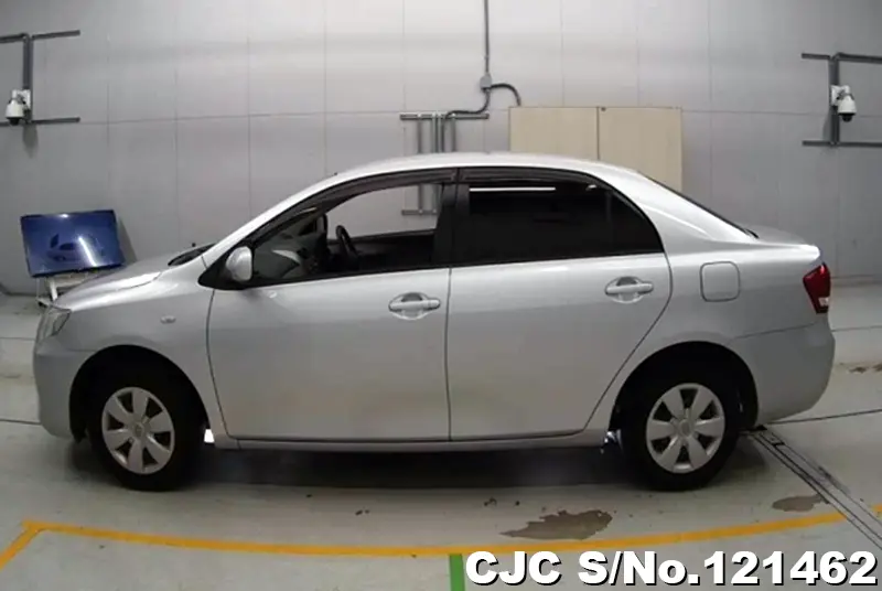 2009 Toyota / Corolla Axio Stock No. 121462