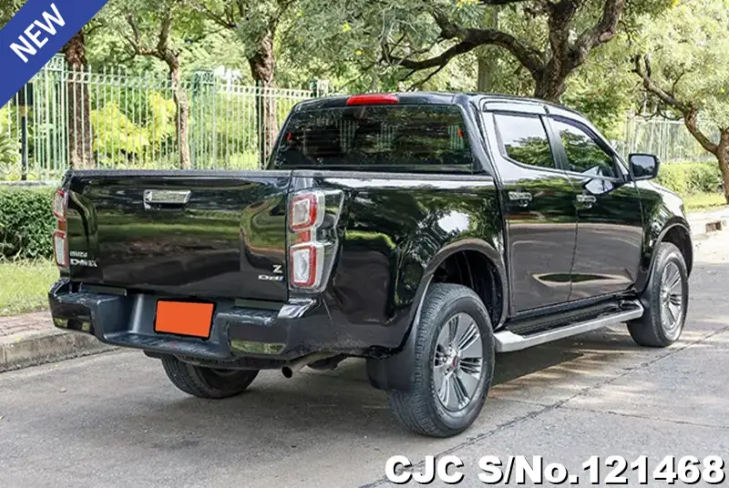 Isuzu D-Max in Black for Sale Image 2