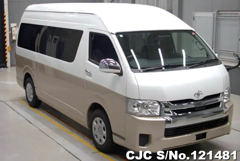 Toyota / Hiace 2019