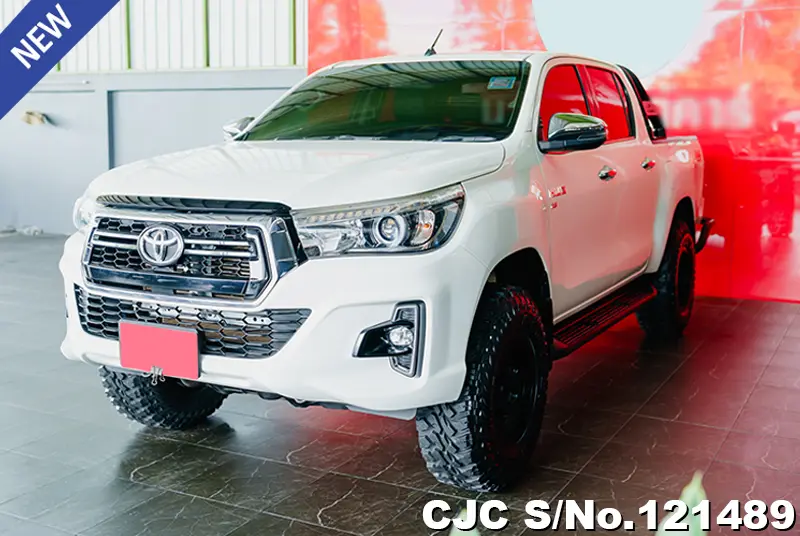 2019 Toyota / Hilux / Revo Stock No. 121489