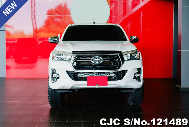 2019 Toyota / Hilux / Revo Stock No. 121489