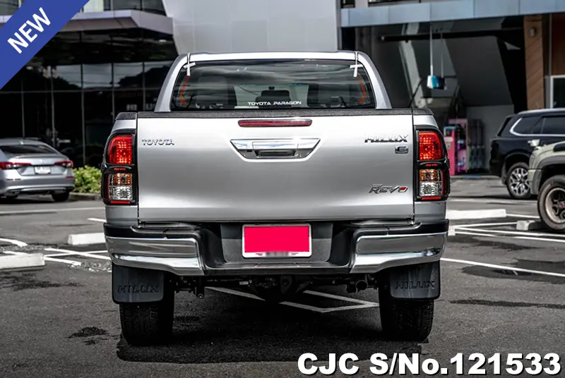 2018 Toyota / Hilux / Revo Stock No. 121533