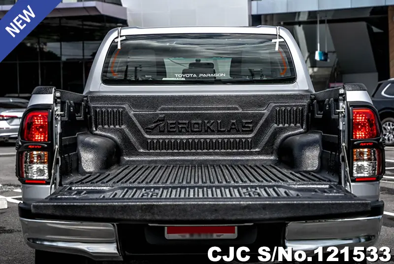 2018 Toyota / Hilux / Revo Stock No. 121533