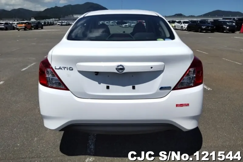 2015 Nissan / Latio Stock No. 121544