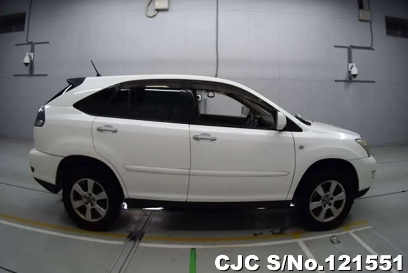 2007 Toyota / Harrier Stock No. 121551