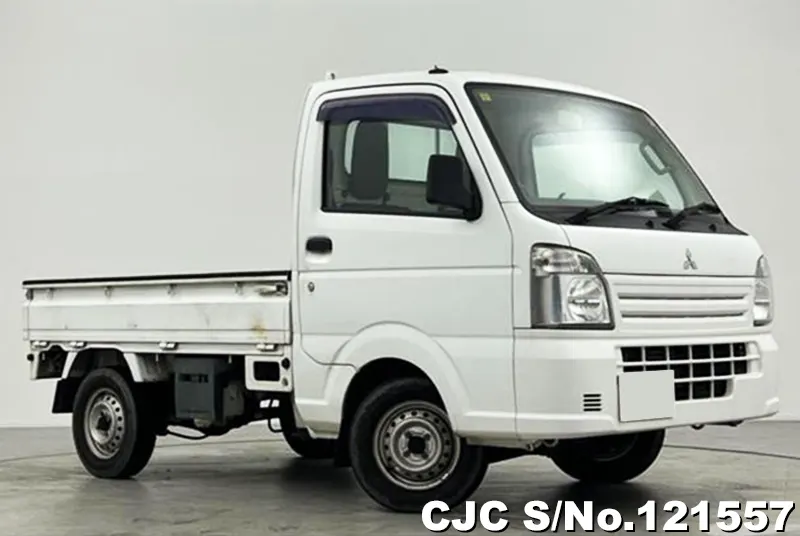 2015 Mitsubishi / Minicab Stock No. 121557