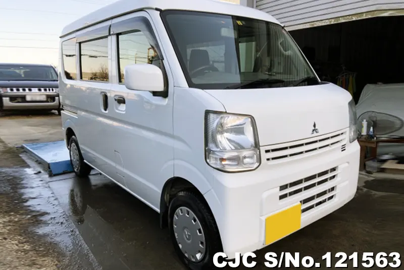 Mitsubishi / Minicab 2015