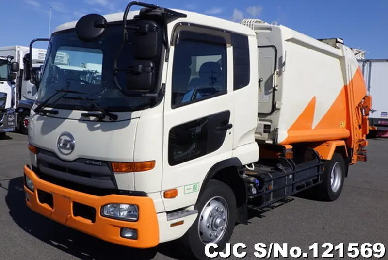 2015 Nissan / Condor Stock No. 121569