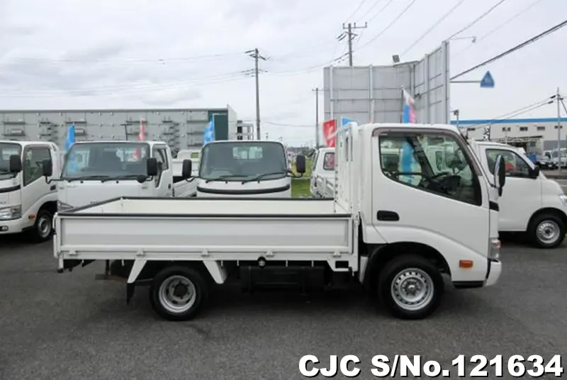 2015 Toyota / Dyna Stock No. 121634