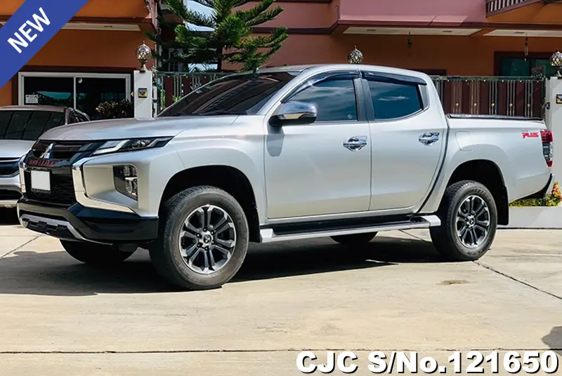 Mitsubishi Triton in Silver for Sale Image 2