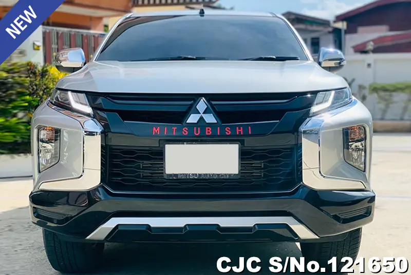 Mitsubishi Triton in Silver for Sale Image 3