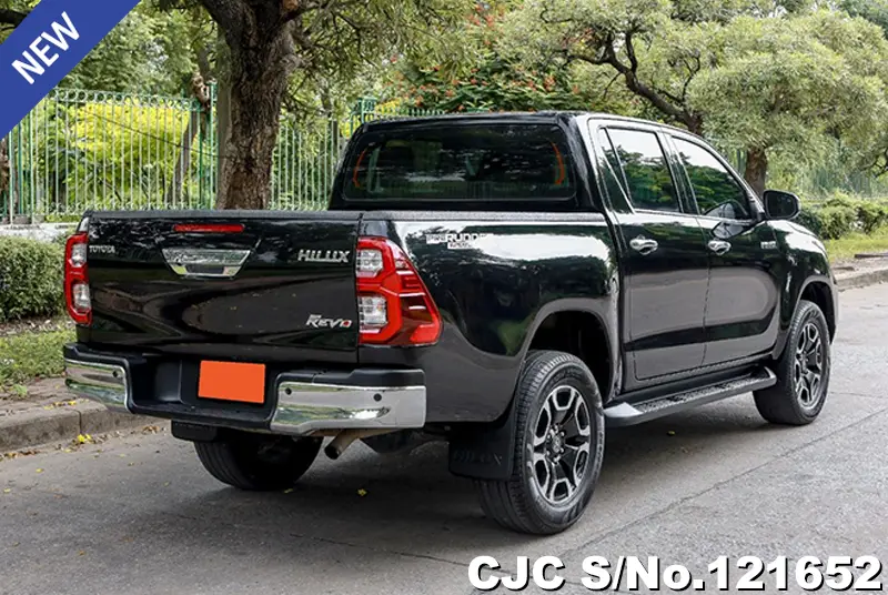 2021 Toyota / Hilux / Revo Stock No. 121652