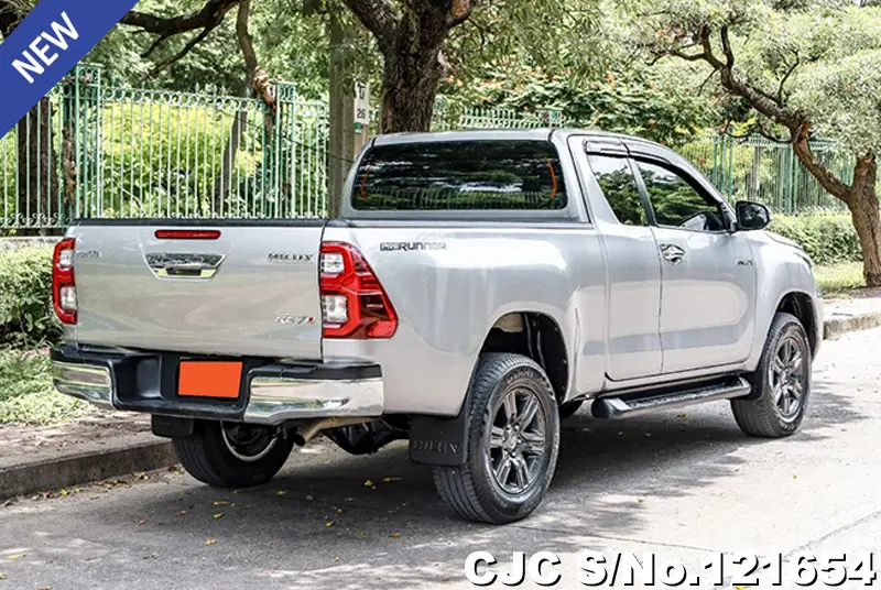 2020 Toyota / Hilux / Revo Stock No. 121654