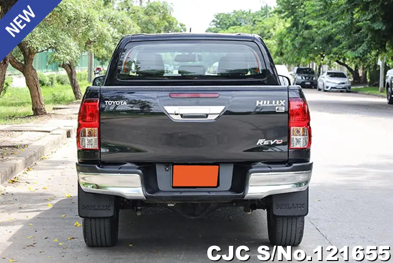 2019 Toyota / Hilux / Revo Stock No. 121655