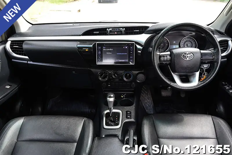 2019 Toyota / Hilux / Revo Stock No. 121655