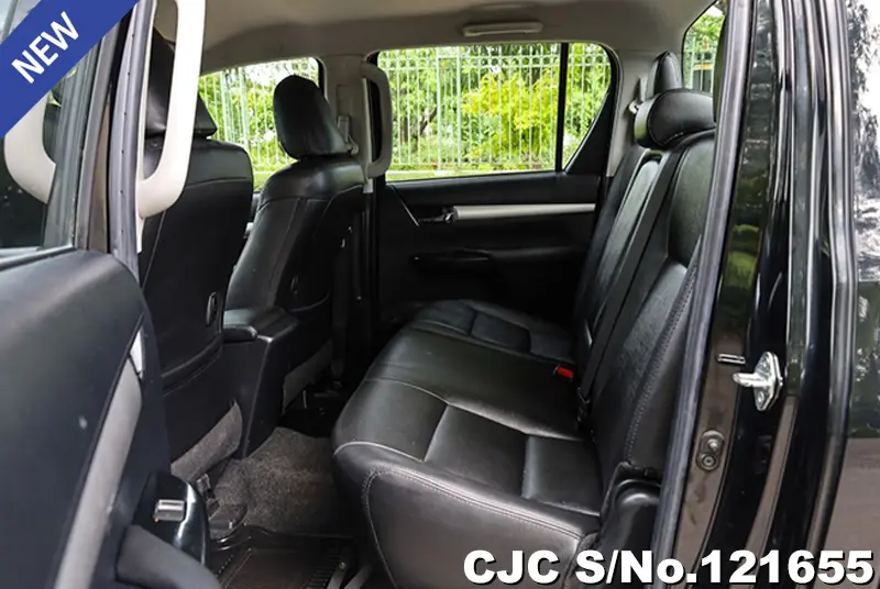 2019 Toyota / Hilux / Revo Stock No. 121655