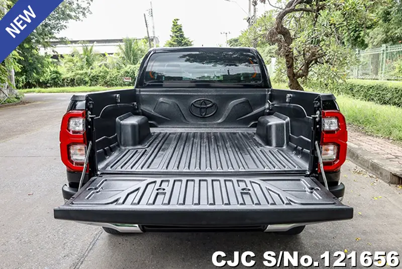 2020 Toyota / Hilux / Revo Stock No. 121656