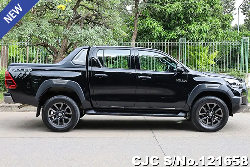 2020 Toyota / Hilux / Revo Rocco Stock No. 121658