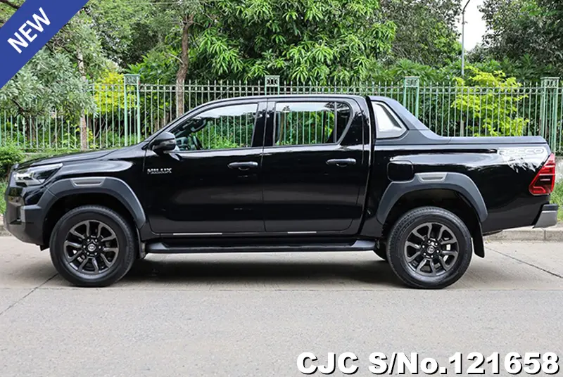 2020 Toyota / Hilux / Revo Rocco Stock No. 121658