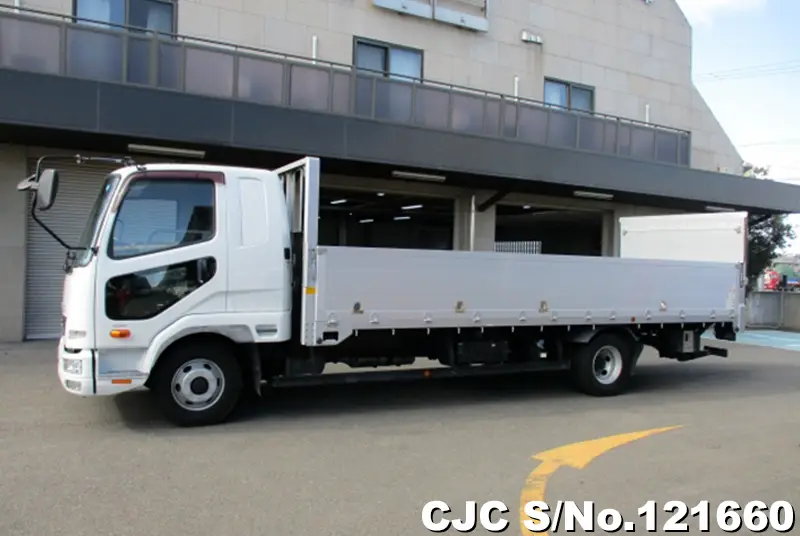 2015 Mitsubishi / Fuso Stock No. 121660