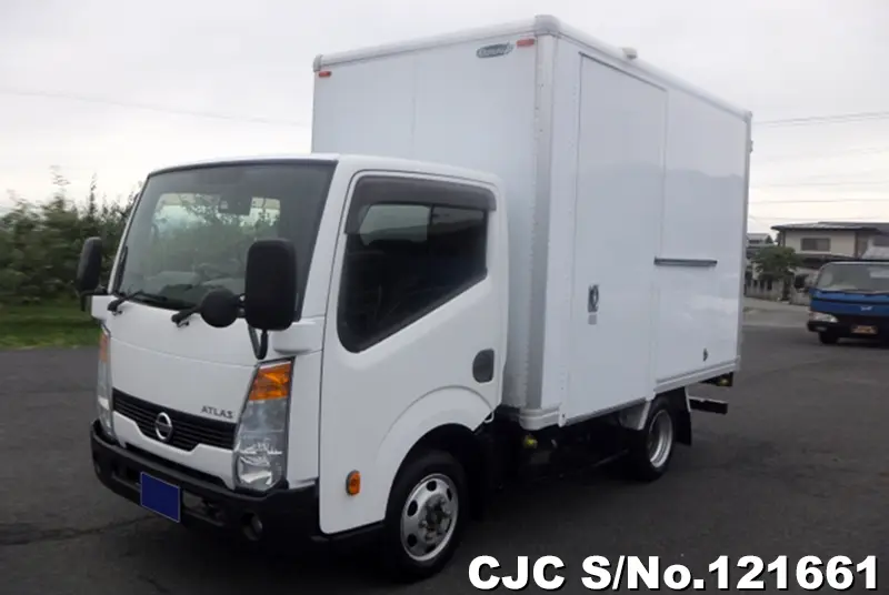 2015 Nissan / Atlas Stock No. 121661