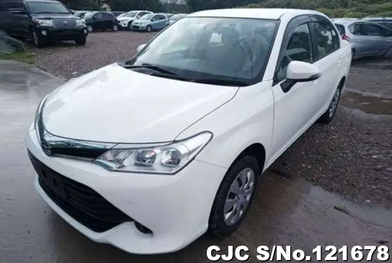 2017 Toyota / Corolla Axio Stock No. 121678