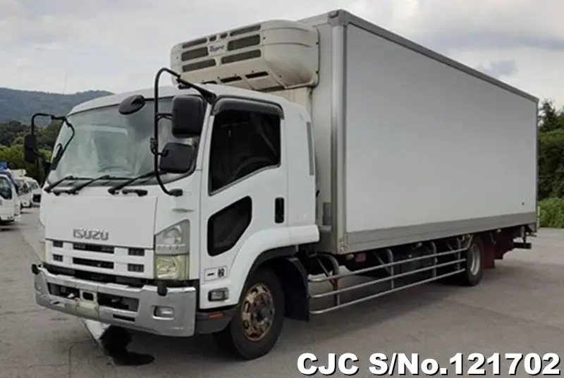 Isuzu / Forward 2010