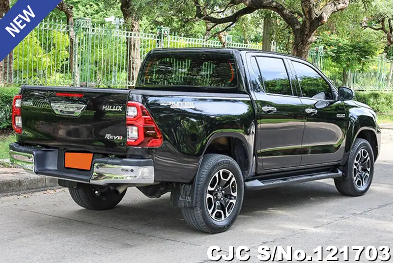 Toyota Hilux in Black for Sale Image 2