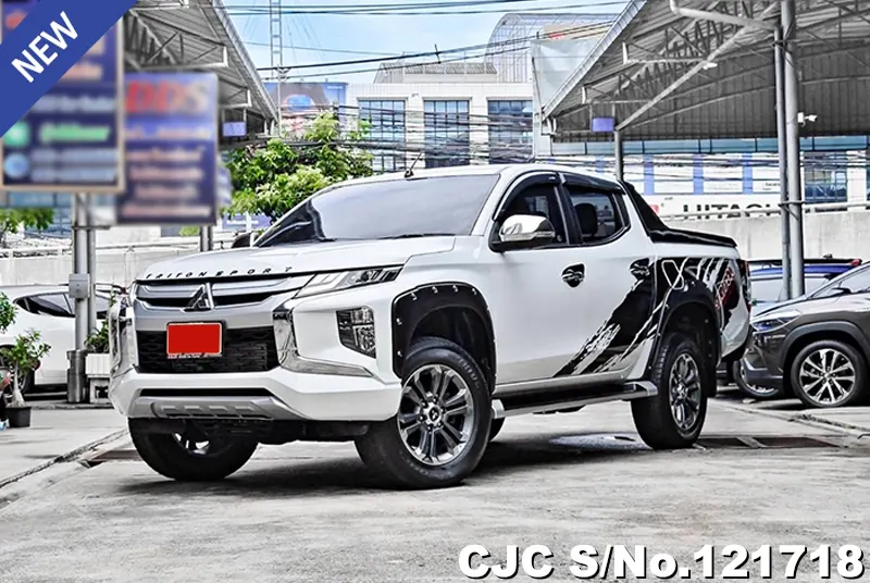 2021 Mitsubishi / Triton Stock No. 121718