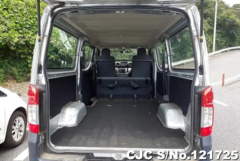 2015 Nissan / Caravan Stock No. 121725