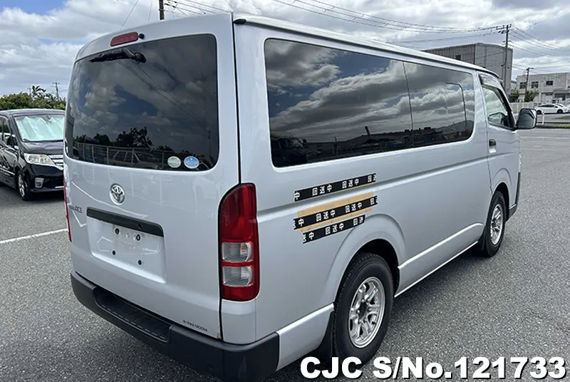 2016 Toyota / Regius Stock No. 121733