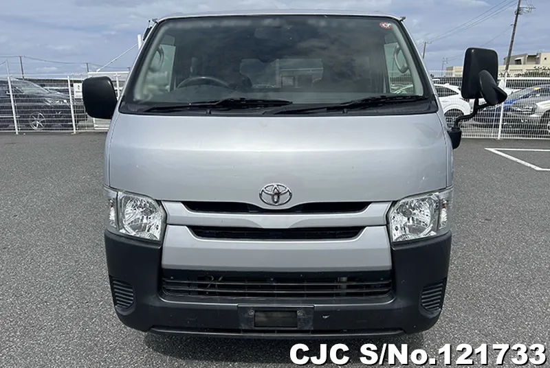 2016 Toyota / Regius Stock No. 121733